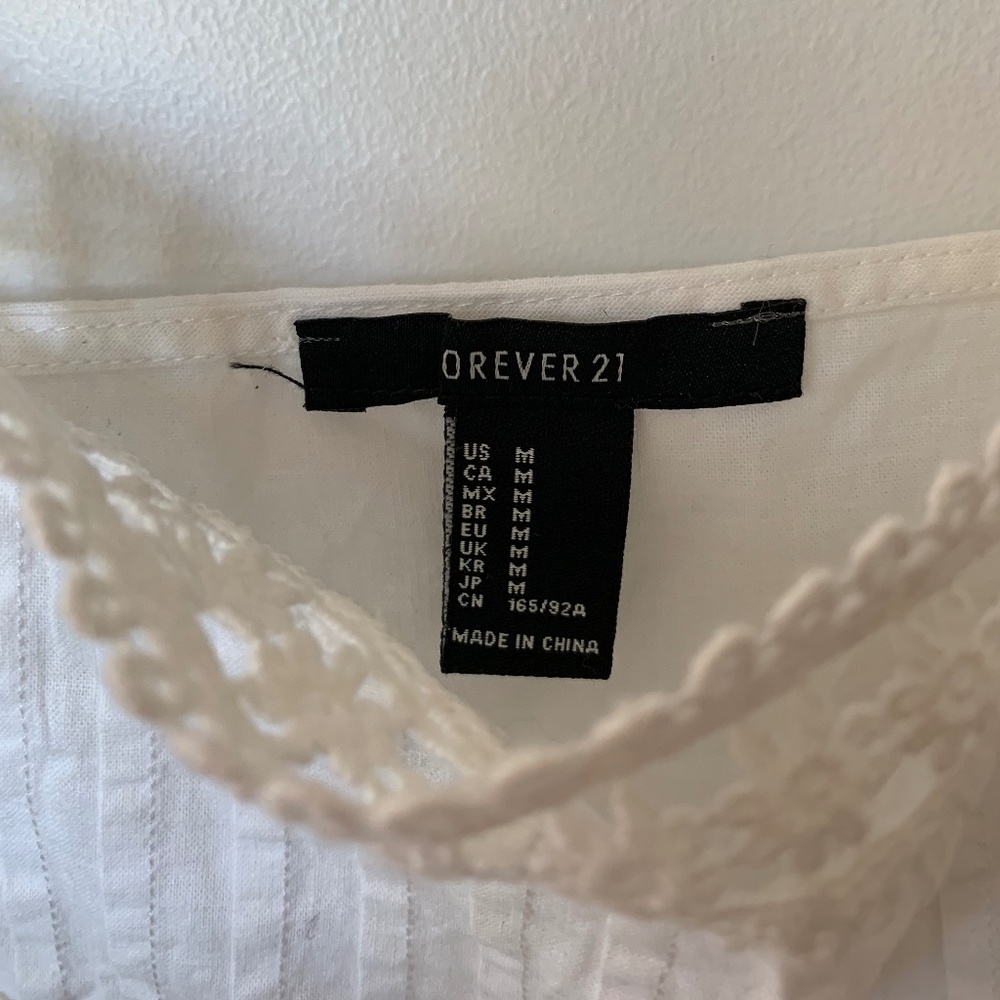 Cropped Blouse with Ruffles - Picture 6 of 6